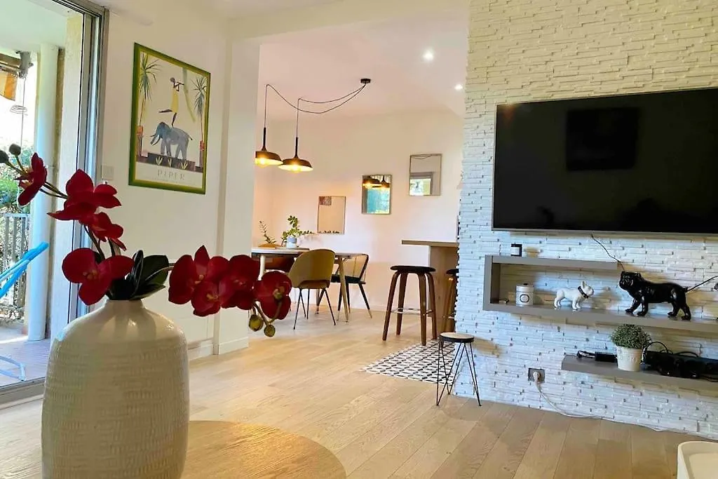 Magnifique T3 Renove, 15Min A Pied Cv, Pkg Prive Apartment Aix-en-Provence France